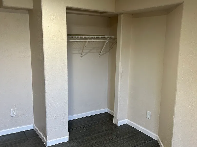 1152 C Ave NW — Photo 13