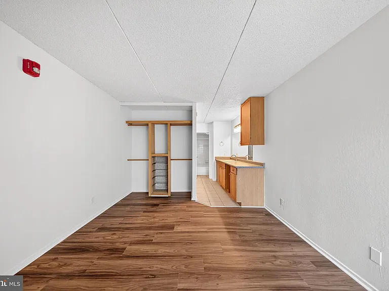 60 S Van Dorn St #413 — Photo 15