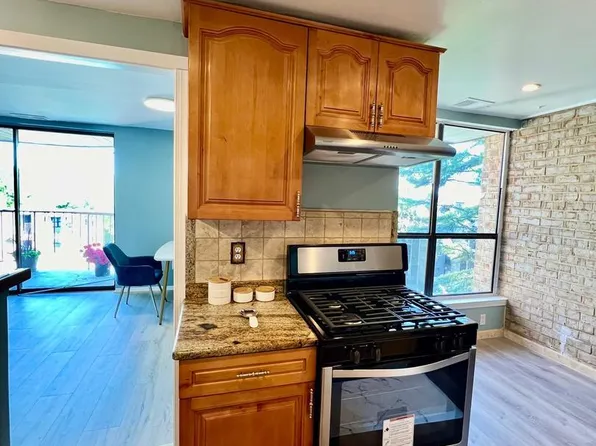 3319 Huntley Square Dr APT A2, Temple Hills, MD 20748