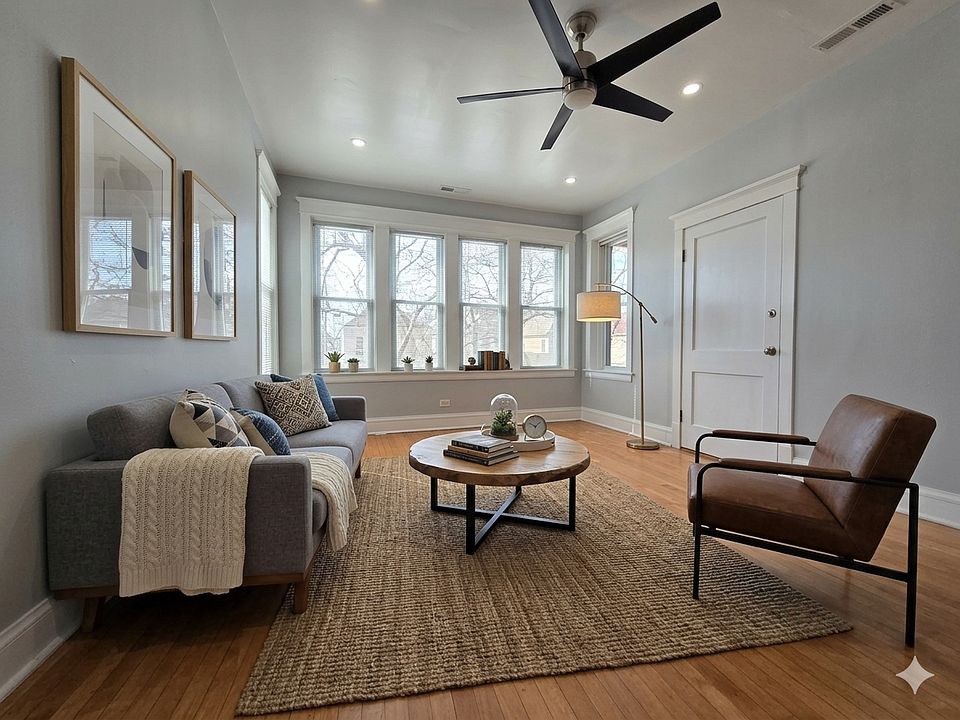 Virtually staged living room
