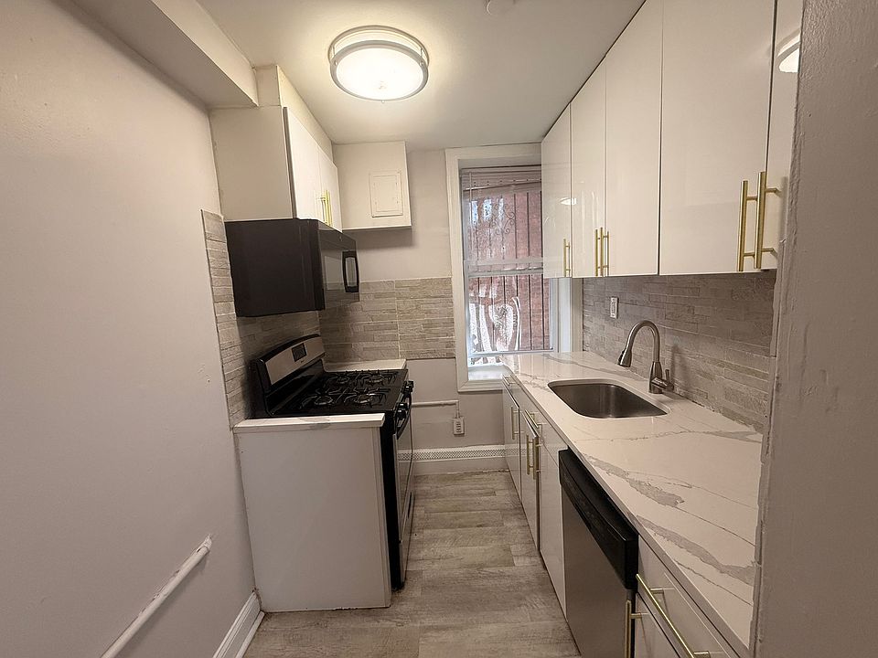 1st image of 205 Monticello Ave #1E