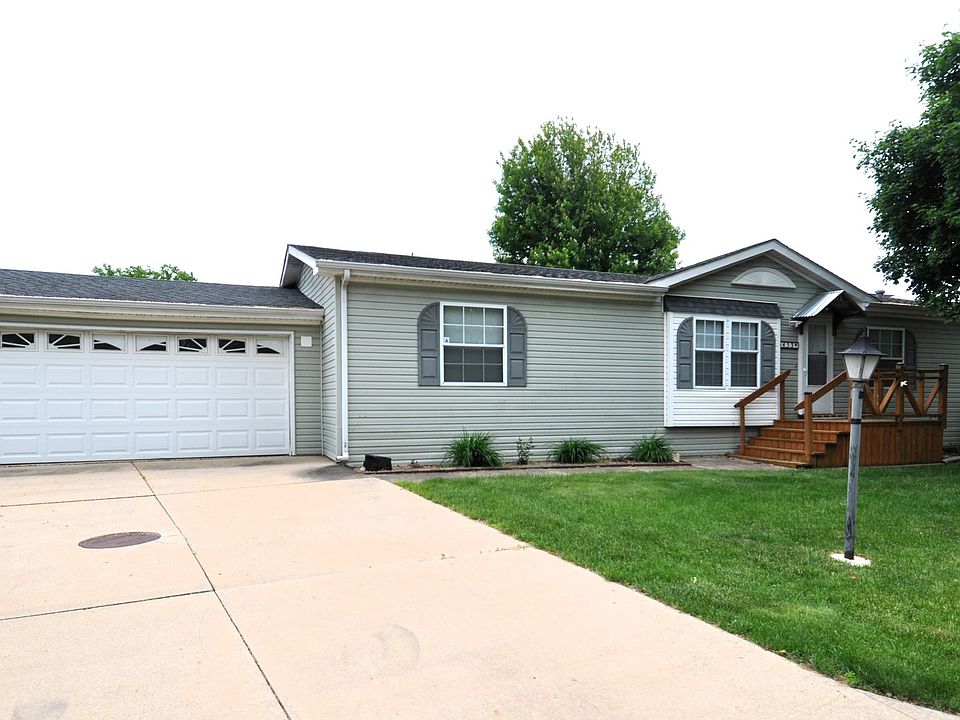 1st image of 5453 White Pine Ln