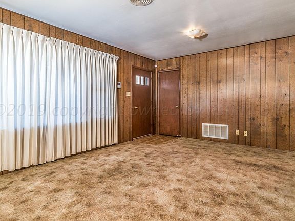 3rd image of 524 N Lowry St