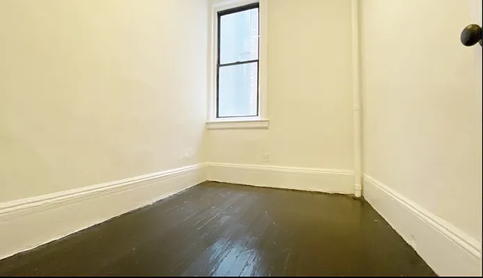 Rented by Ethan Blinder, LREB | media 30