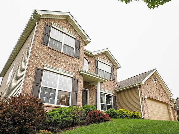 2nd image of 5541 Ashboro Dr