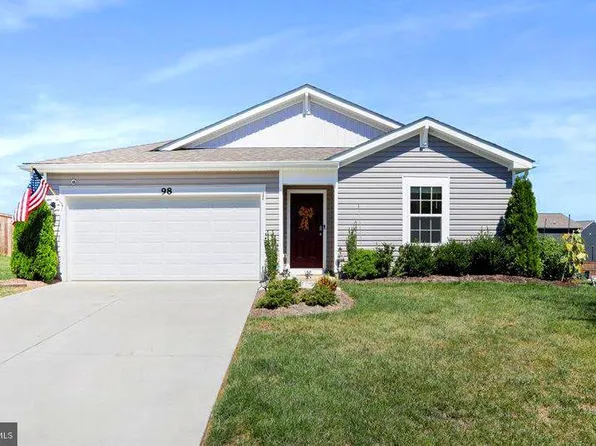 98 Saber Dr, Charles Town, WV 25414