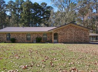 212 Lakewood Dr, Springhill, LA 71075