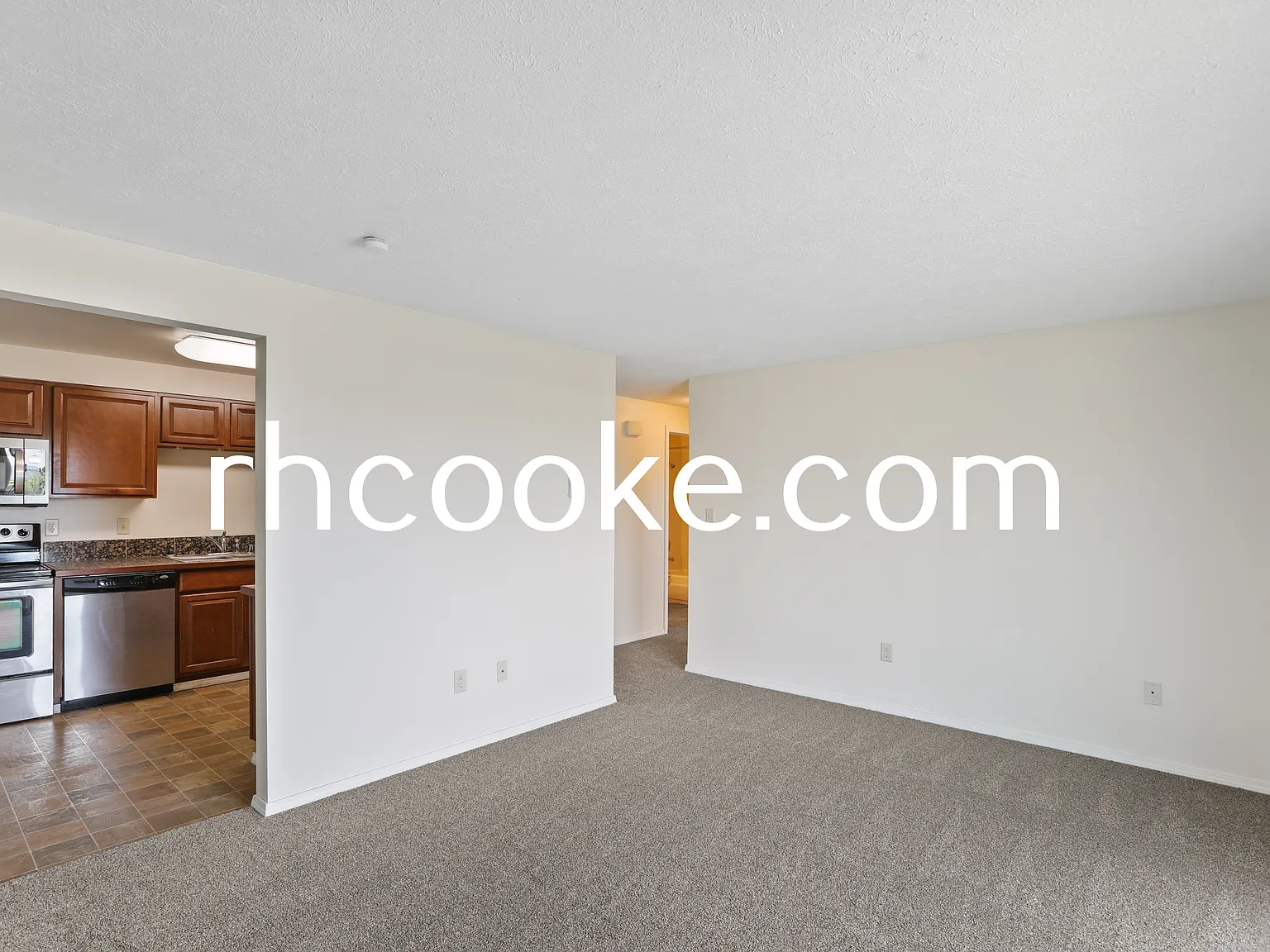 1 bed, 616 sqft, $950 — Photo 3