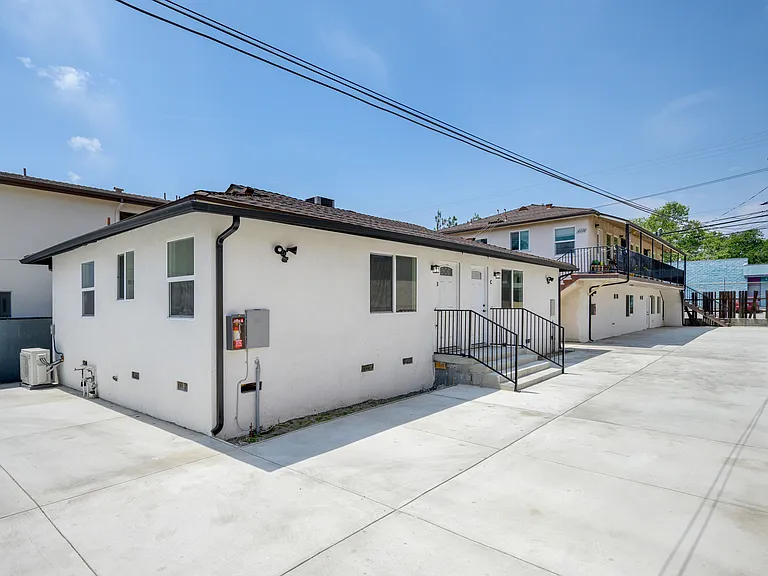 1007 W Angeleno Ave #103 — Photo 14