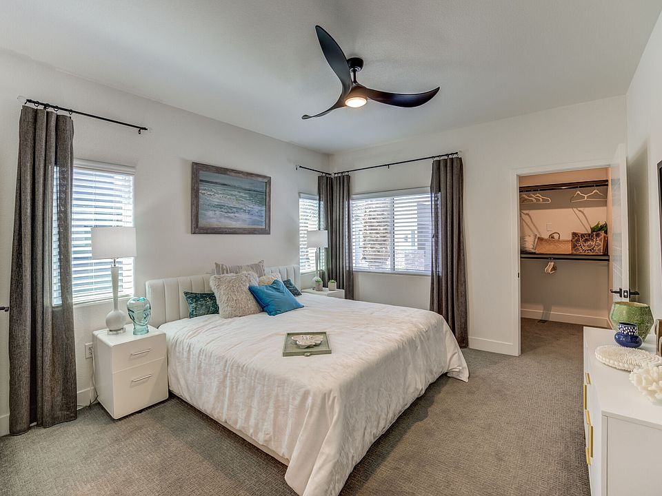 Society - 3675 Volunteer Blvd Henderson NV | Zillow