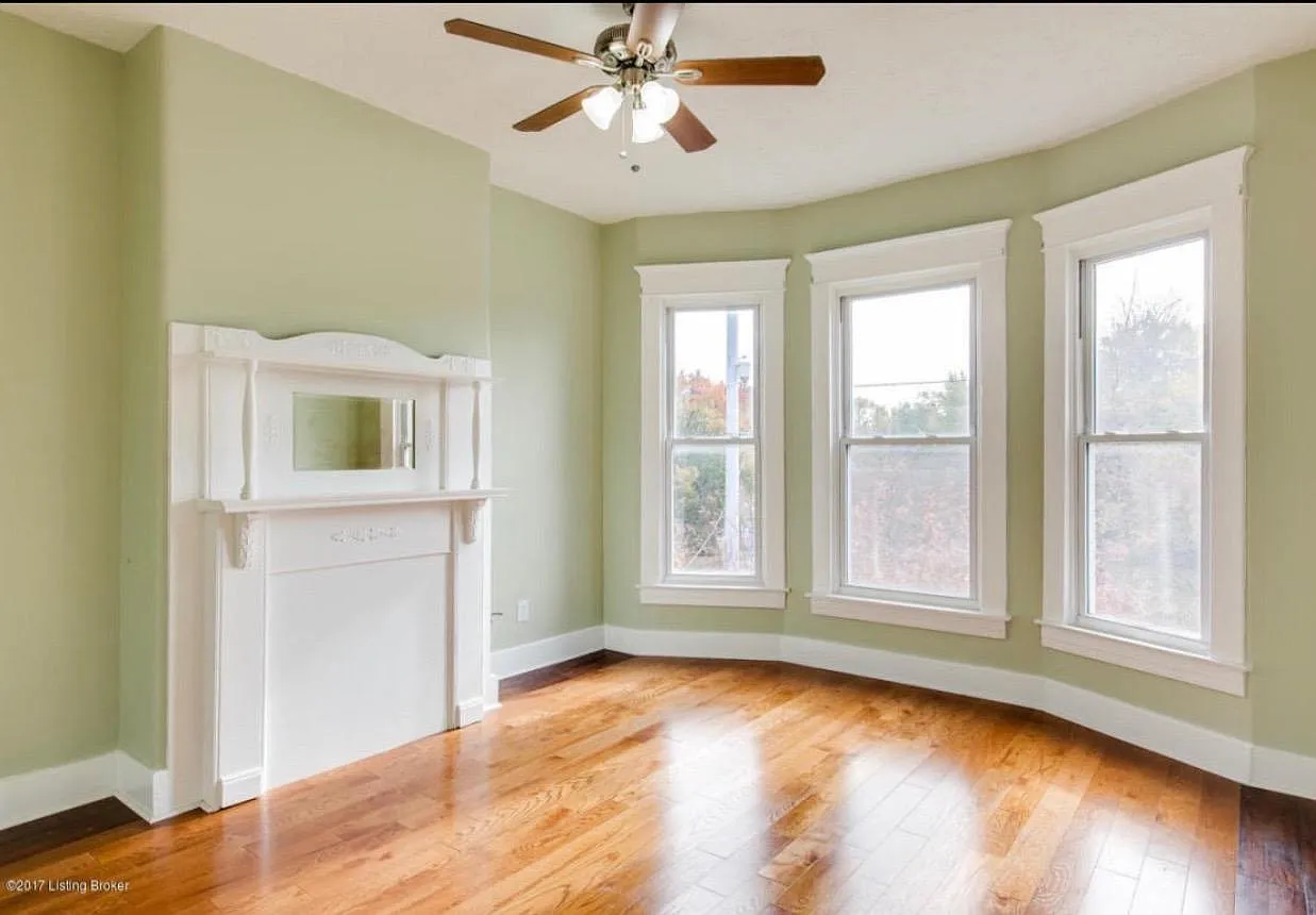211 E Kentucky St — Photo 1