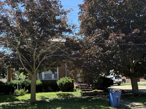 401 W 2nd Ave, Monmouth, IL 61462