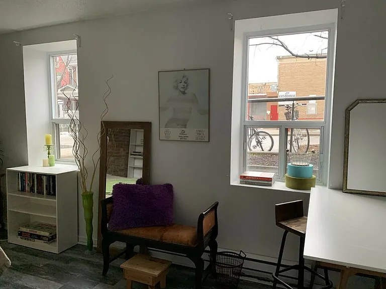 225 Gladstone Ave — Photo 162