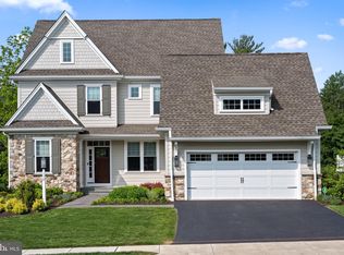 114 Chapel Hill Cir, Paoli, PA 19301