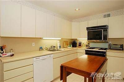 Large Eat In Kitchen