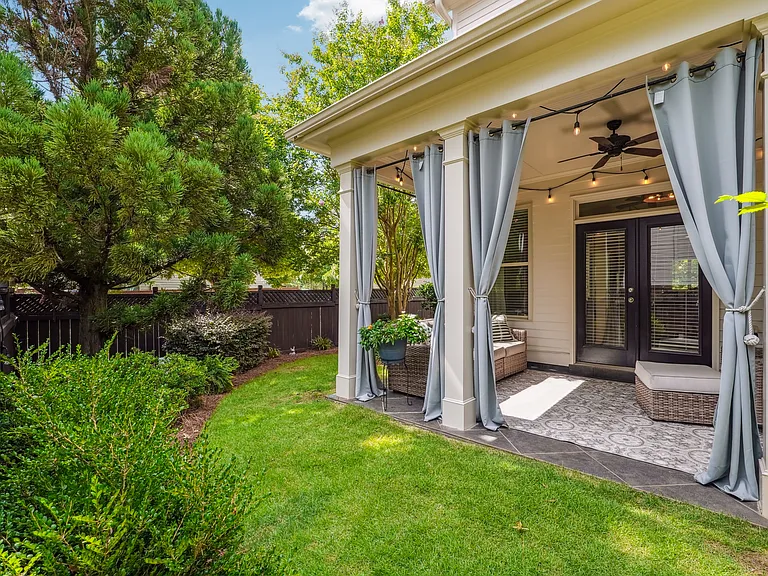 715 Saybeck Way — Photo 38