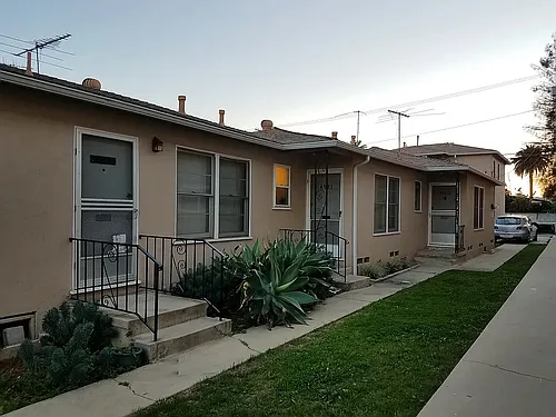 4021 1/2 McLaughlin Ave #4021 Photo 1