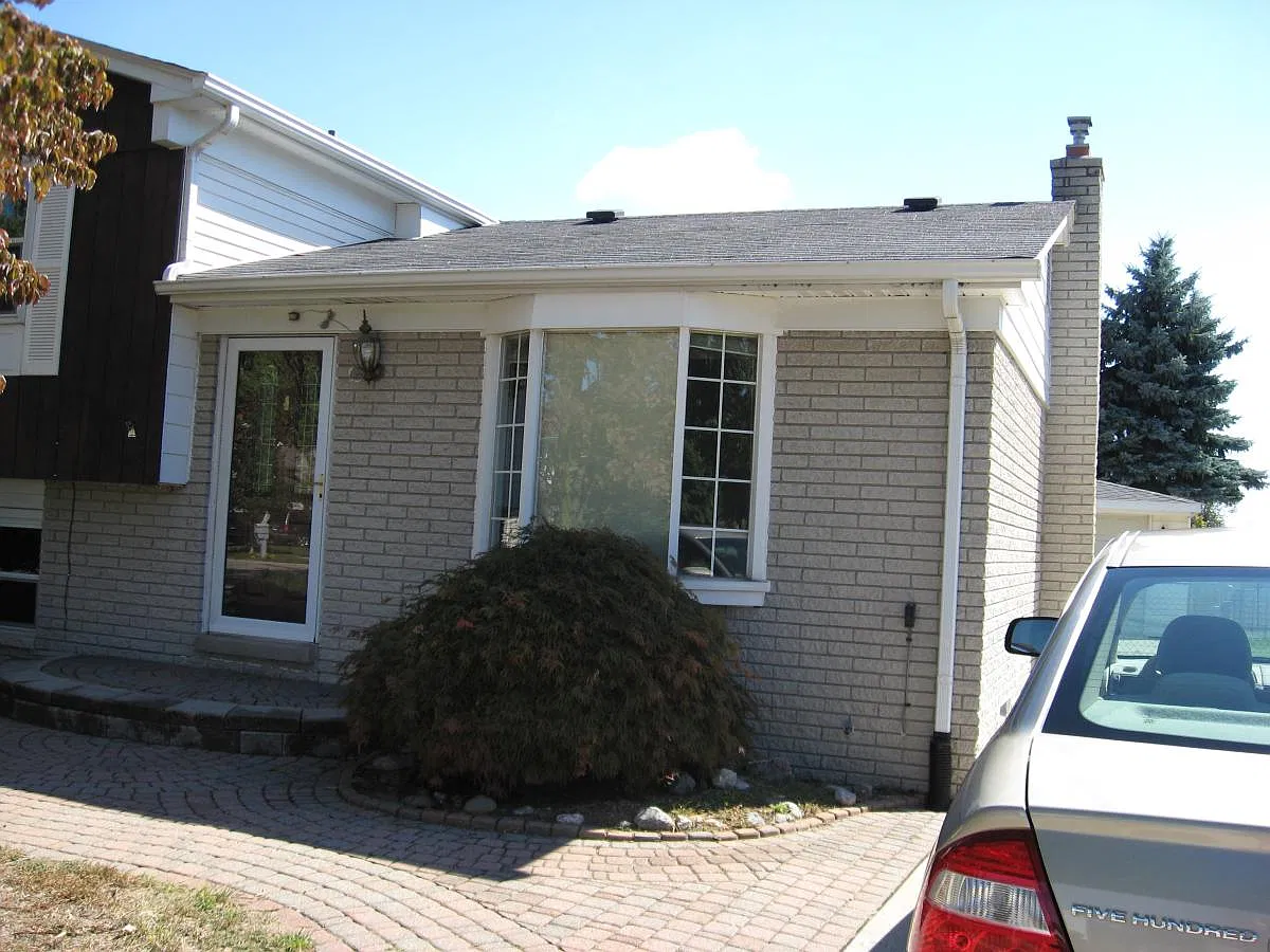 3 bed, 1.5 bath, 1650 sqft, $1,775 — Photo 2