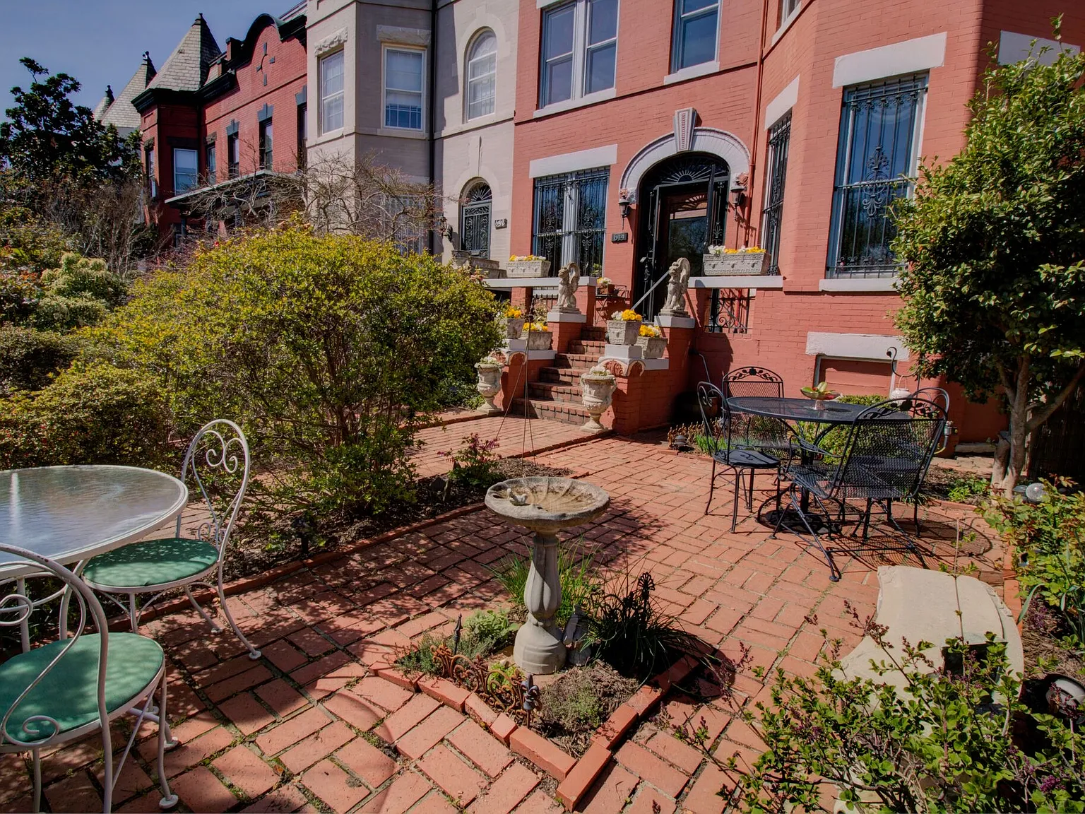 S Carolina Ave SE, Washington — Photo 4