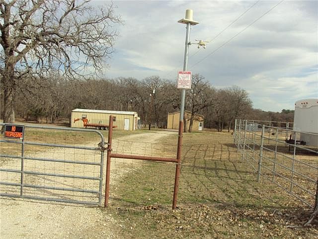 2nd image of 310 County Road 4890