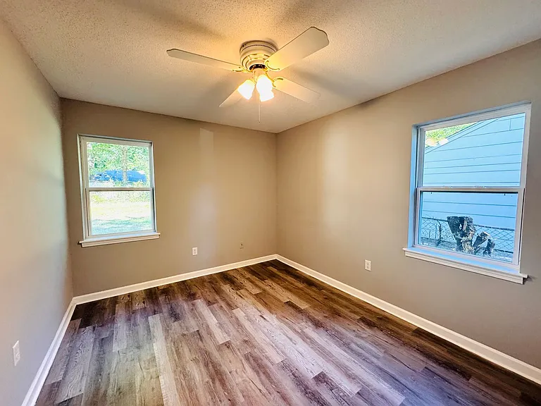 8082 Whitebrook Dr — Photo 10