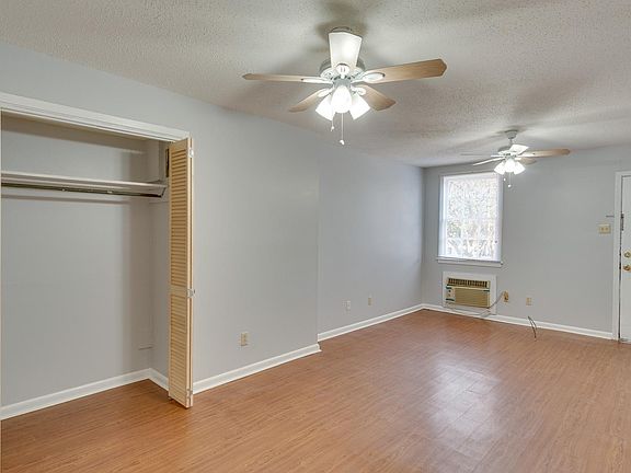 5th image of 8516 Hickory St #8516