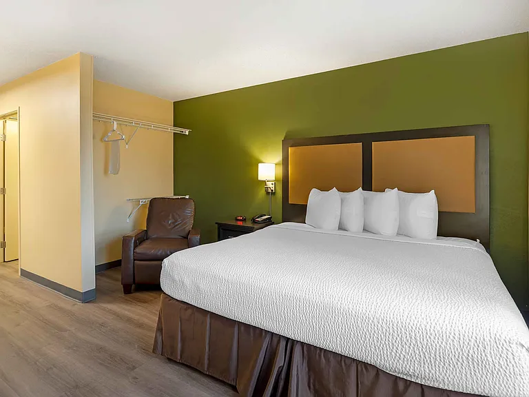 Studio Suite - 1 King Bed