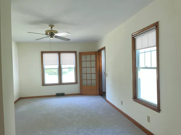 (undisclosed Address), Baraboo, WI 53913
