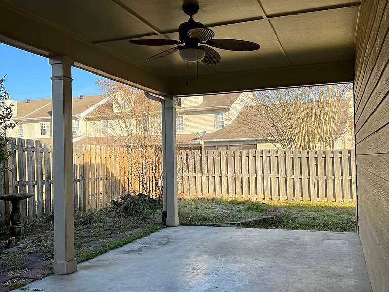 7707 Wyndham Cir — Photo 34