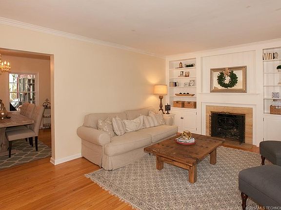5th image of 2516 S Columbia Pl