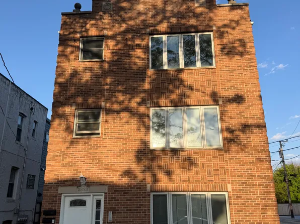 2833 N Auxplaines Ave #3, River Grove, IL 60171