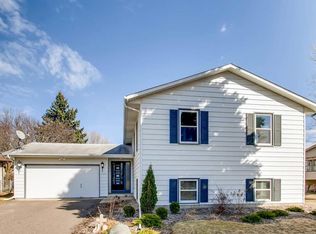 3585 Grovner Rd N, Oakdale, MN 55128