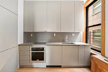 Rented by Artifact.co