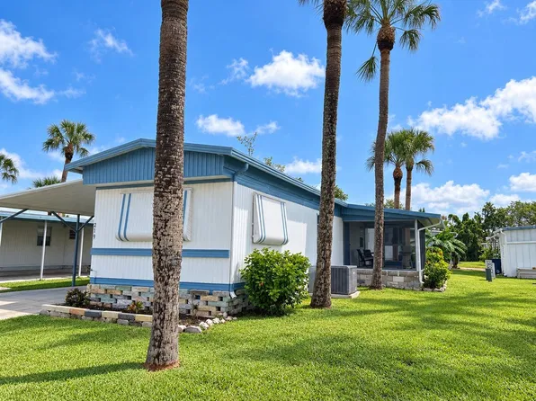 751 10th St E #219, Palmetto, FL 34221