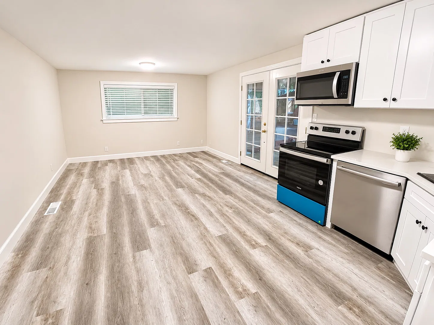 6624 Pictorial Ave — Photo 3