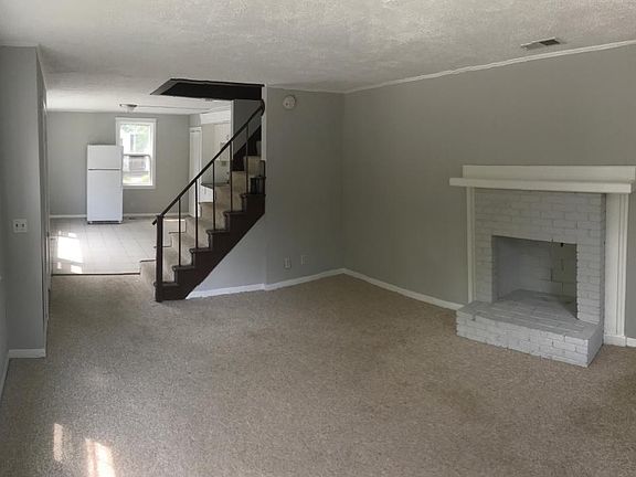 Living room 4_08142017