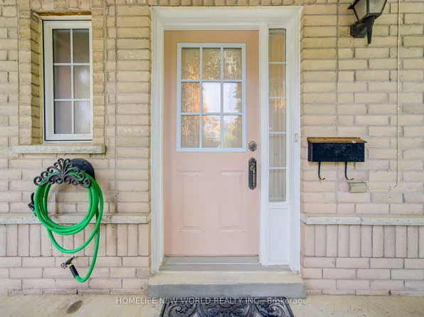 357 Bur Oak Ave, Markham, ON L6C 2V2