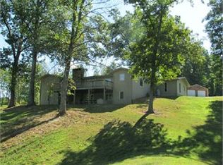 2420 Milligan Hill Rd, Alto Pass, IL 62905