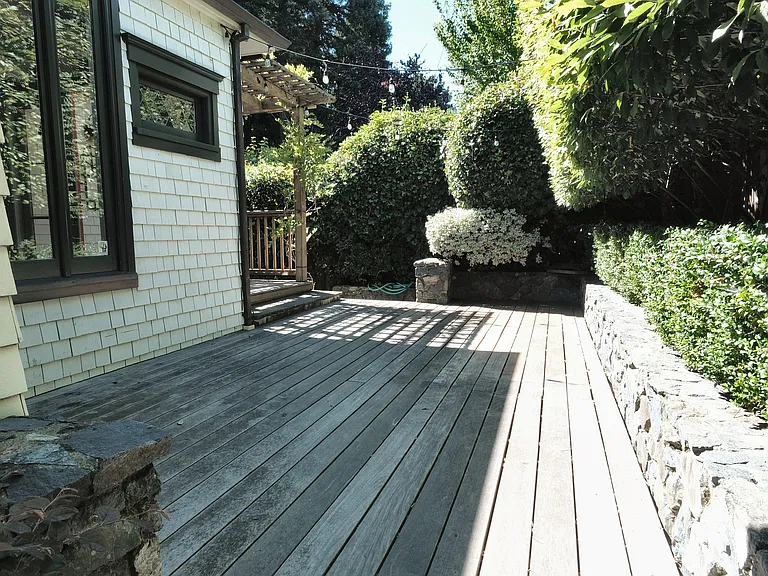 37 Bigelow Ave — Photo 4