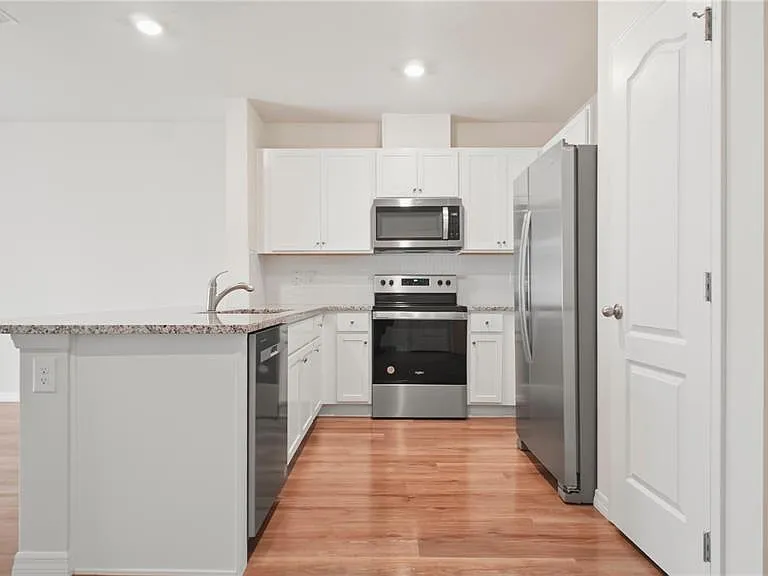 1311 Tallowwood Ln — Photo 13