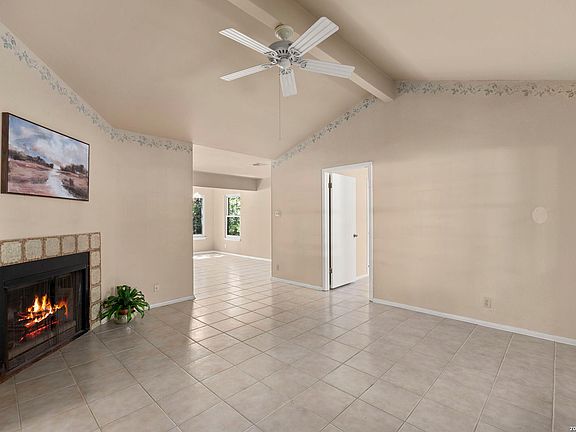 5th image of 211 DOESKIN DR
