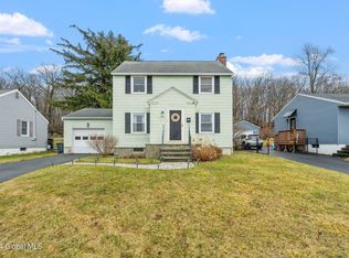 200 Mountain View Ave, Rensselaer, NY 12144