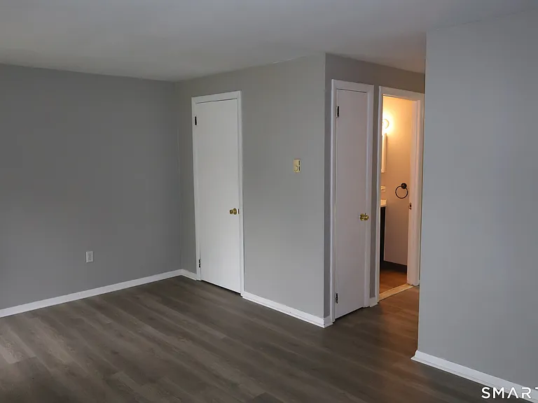353 Scott Rd — Photo 3