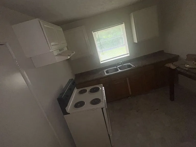 5421 Crepe Myrtle Dr — Photo 4