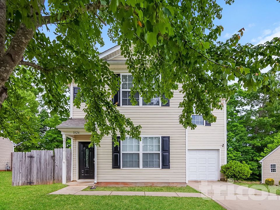 1st image of 1024 Crowders Woods Dr