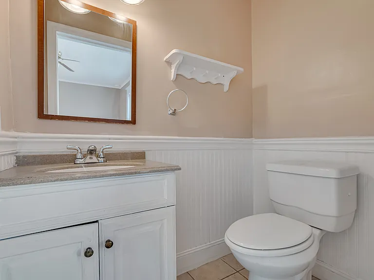 516 Hickory St — Photo 21