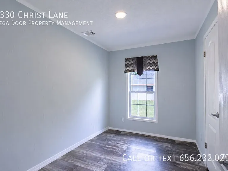 5330 Christ Ln — Photo 16