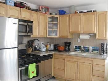 3rd image of 8223 N Oconto Ave