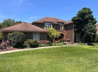 3384 Greenspring Ln, Rochester Hills, MI 48309