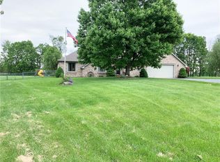 2393 N Hickory Blvd, Greenfield, IN 46140
